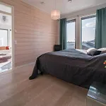 Aurinkorinne 10 Apartment *